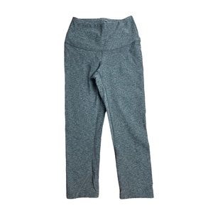 Women’s Gray North Face Capris Size Small EUC